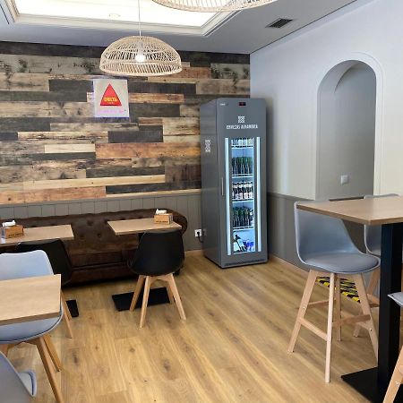 Saudade Hostal Cafeteria 아 코루냐 외부 사진